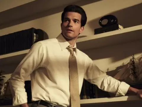 Paul Anthony Kelly comenta sobre viver o Batman: "Seria um sonho"