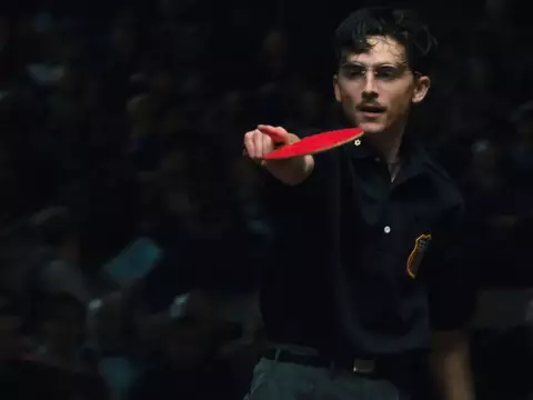 Marty Supreme celebra o errático na jornada judaica com Timothée Chalamet