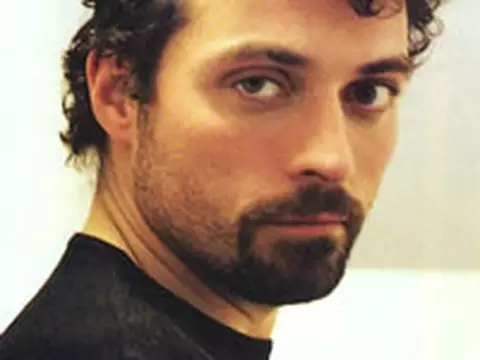 Paraíso Perdido | Rufus Sewell entra para o elenco da adaptação épica