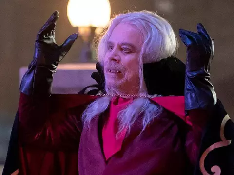 Veja Mark Hamill como vampiro em O Que Fazemos nas Sombras