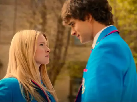 Love Me Love Me | Hit teen do Prime Video ganha trailer com romance e sexo