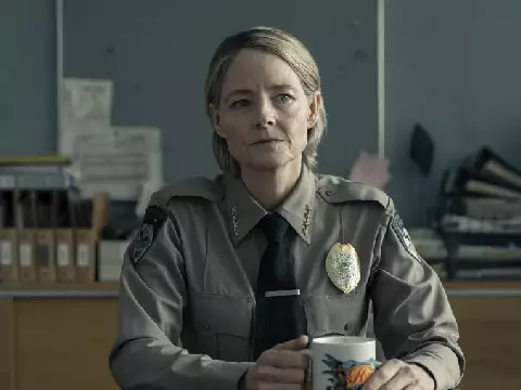 Jodie Foster revela trauma com teatro e diz: "Nunca voltarei aos palcos"