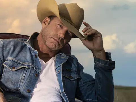 Criador de Yellowstone fecha acordo de mais de US$ 1 bi com a NBCUniversal