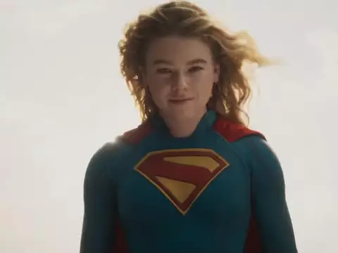 Nova imagem revela sequência de voo de Supergirl; veja