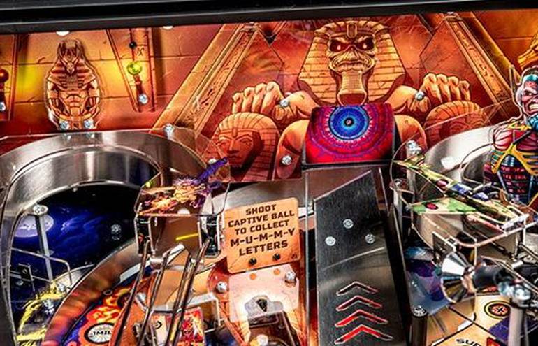 Máquina de Pinball do Iron Maiden terá diferentes versões