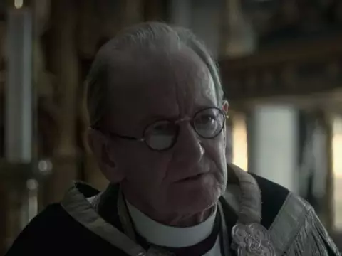 Ronald Pickup em The Crown