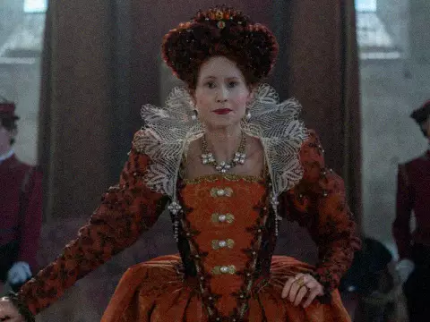 The Serpent Queen é cancelada após duas temporadas, mas terá spin-off