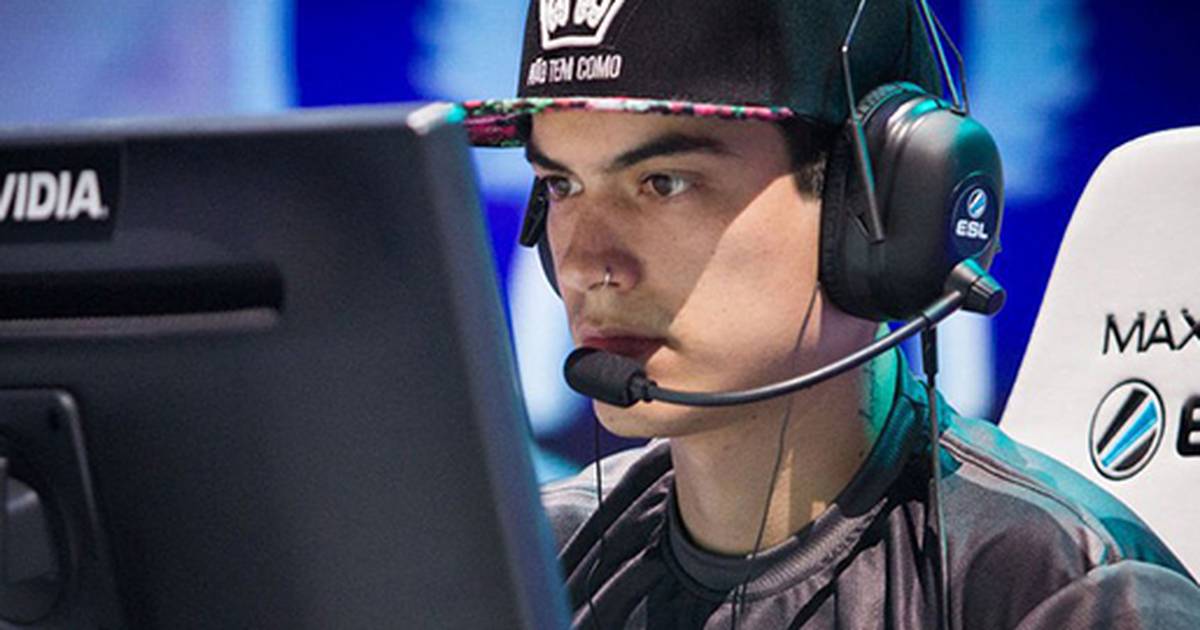 waveigl opinião polêmica coach fnx 