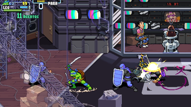 Imagem de gameplay de Tartarugas Ninja Shredder's Revenge. Inimigos com escudo, por exemplo, precisam ser atingidos por ataques carregados para sofrerem dano.