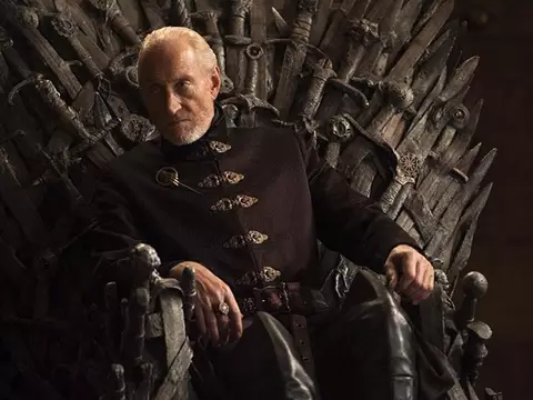 Charles Dance entra no elenco de Batman: Parte 2; entenda