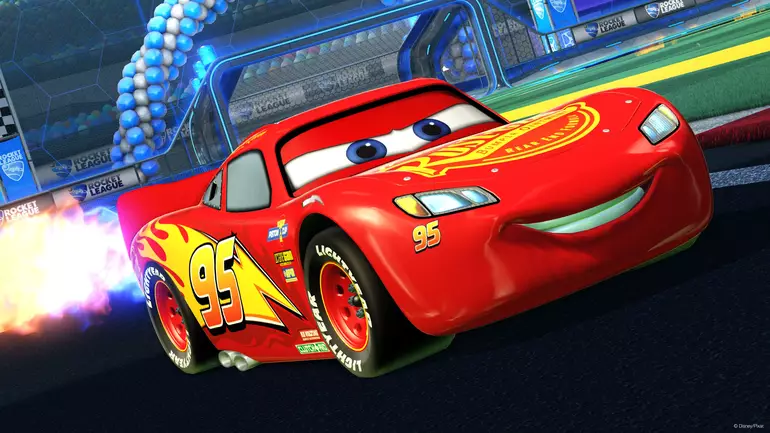 rocket league epic games carros relâmpago mcqueen