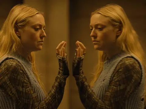 Dakota Fanning em Os Observadores (Reprodução)