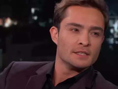 Procuradoria de Los Angeles está investigando Ed Westwick por quatro acusações de estupro