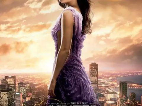 O Destino de Júpiter | Channing Tatum revela que é um alienígena no novo comercial