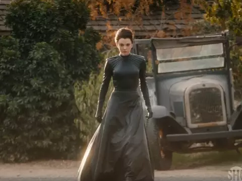 Natalie Dormer em Penny Dreadful: City of Angels