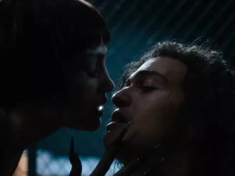 Cena de O Beijo da Mulher-Aranha (Divulgação)