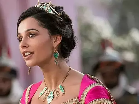Naomi Scott - Aladdin
