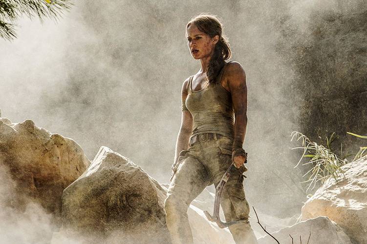 Explorando o Mundo de Lara Croft e Angelina Jolie: Uma Jornada Através de Tomb  Raider –