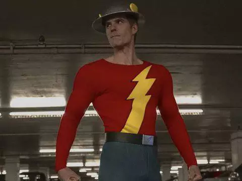Flash y personajes de DC aparecen en un nuevo episodio de Stuart de The Big Bang Theory