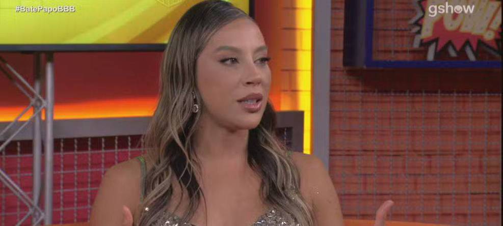 Renata, campeã do BBB 25, planeja dividir prêmio de R$ 2,7 milhões com amiga Eva