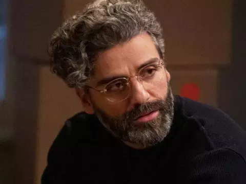 Frankenstein | Oscar Isaac surge como Victor Frankenstein em foto do set