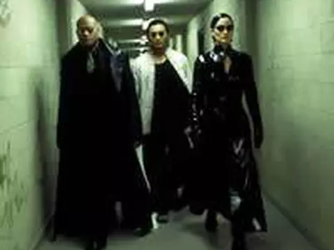 DVD de <i>Matrix Revolutions</i> em janeiro
