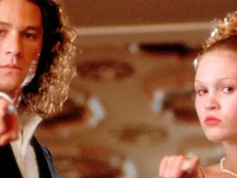 Heath Ledger e Julia Stiles em 10 Coisas Que Eu Odeio em Você (Reprodução)