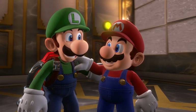 Mario e Luigi se entreolham em Luigi's Mansion 3