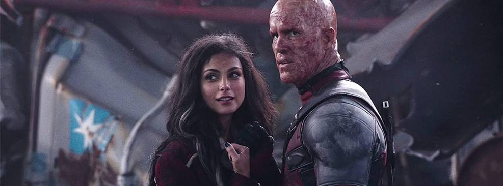 Morena Baccarin e Ryan Reynolds em Deadpool