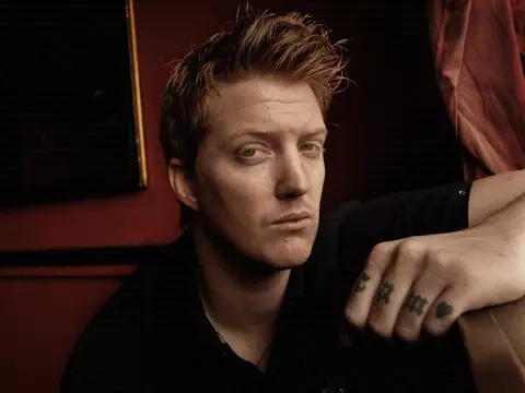 Queens Of The Stone Age | Josh Homme fala sobre participações e dá prazo para novo single