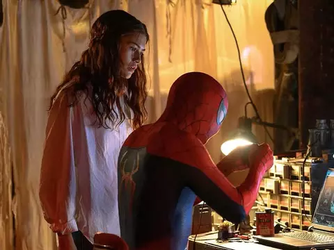 Peter Parker e MJ aparecem juntos em nova foto de Homem-Aranha 4