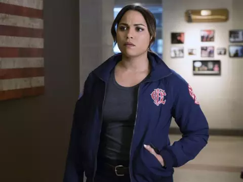 Chicago Fire | Atriz explica decisão de deixar o elenco da série