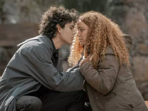 Elenco de Vermelho Sangue comenta sobre criaturas presentes na série