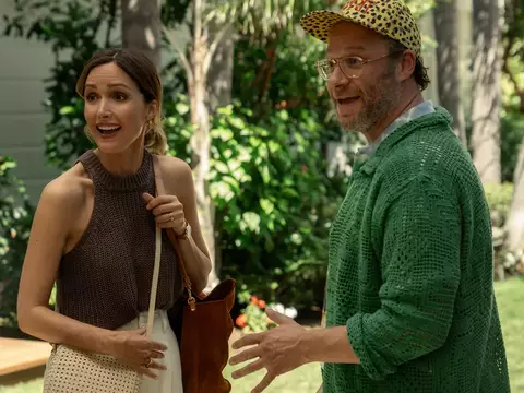 Rose Byrne e Seth Rogen em Amor Platônico (Apple TV+)