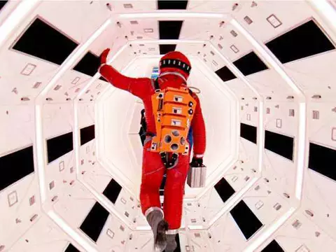 Cena de 2001 - Uma Odisseia no Espaço/MGM