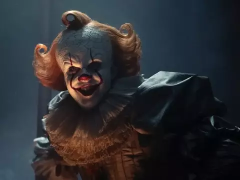 Assista ao processo de caracterização de Bill Skarsgård como Pennywise