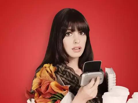 O Diabo Veste Prada 2 ganha vídeo no set com Anne Hathaway