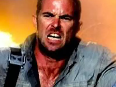 300 - Battle of Artemisia | Sullivan Stapleton é contratado