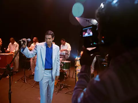 Deixa a Vida Me Levar | Biopic de Zeca Pagodinho recria show histórico; veja