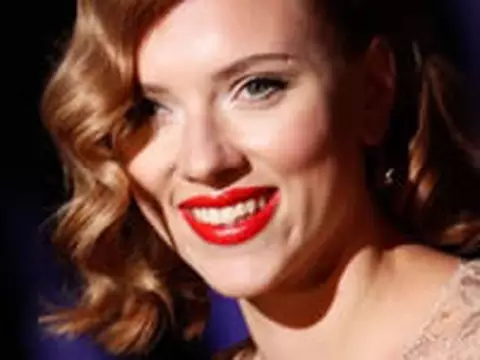 Chef | Scarlett Johansson se junta a Robert Downey Jr. na comédia de Jon Favreau 