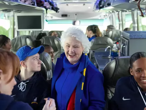Ted Lasso | Atrizes explicam como série mostra realidade do futebol feminino
