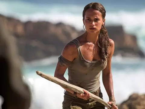 Tomb Raider | Alicia Vikander diz que sequência está no limbo