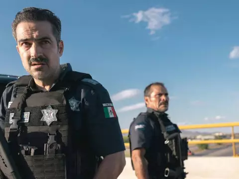 La captura | Alfonso Herrera detrás de El Chapo en el primer trailer