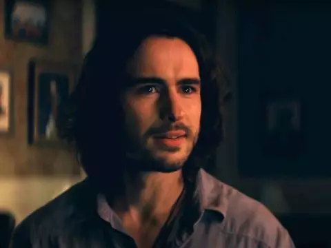 Ben Schnetzer como Yorick em Y: The Last Man (FX/Divulgação)