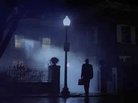 O Exorcista de Mike Flanagan ganha data de estreia; confira