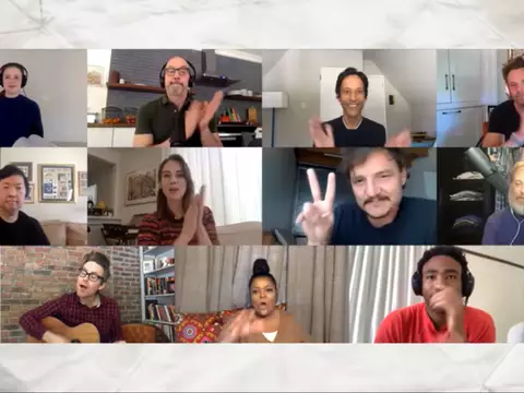 Print da reunião de Community/Sony