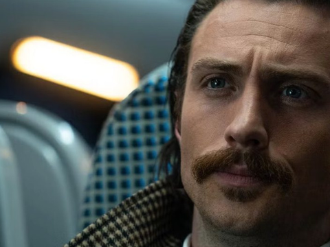 007 | Cotado para viver James Bond, Aaron Taylor Johnson faz mistério