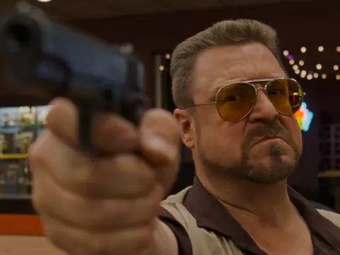 Cena de O Grande Lebowski (Divulgação)