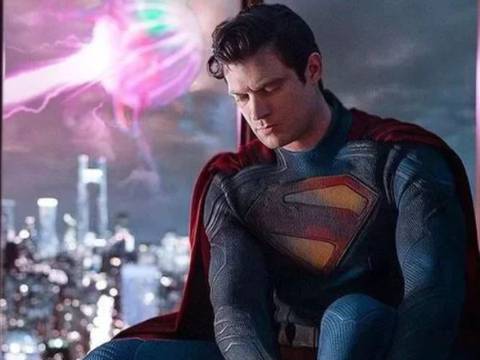Revelado o Visual do Novo Vilão de Superman no Filme de James Gunn!