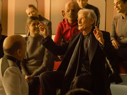 Star Trek: Starfleet Academy terá Bill Nighy e Rosemarie DeWitt na segunda temporada; leia